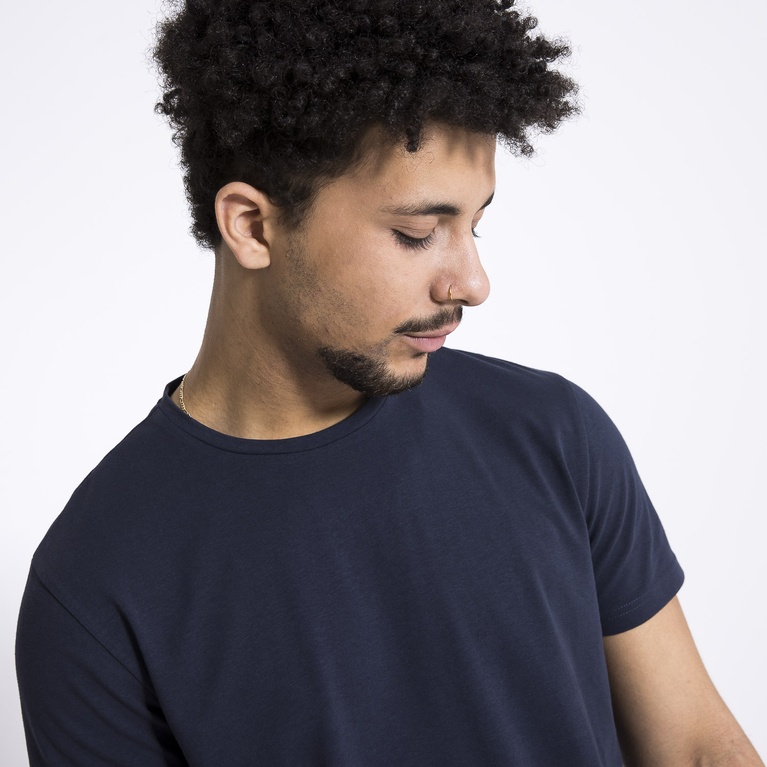 T-shirt U-neck "Casper" T-shirt U-neck "Casper"